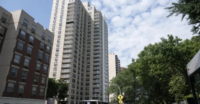 South Shore Oglesby Towers Tenants Say Bed Bugs Spread to Five Floors as Utility Bill Fight Over RUBS and Fees Deepens at 191 Unit High Rise Tenants at Oglesby Towers say bed bugs and utility billing problems are affecting the South Shore high-rise