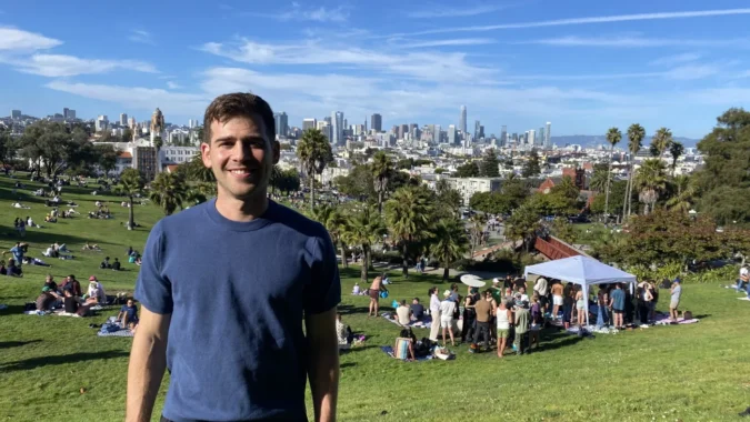 AI Wealth Is Driving San Francisco Home Prices up 25% in a Year as Bidding Wars Spread to Rentals and High-End Houses A San Francisco neighborhood with upscale homes as the housing market heats up
