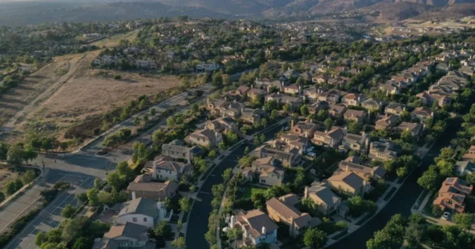 Home Prices Fall in Most Major U.S. Metro Areas as August Data From Realtor.com Shows Cooling Across Regions, With Austin, Tampa and Memphis Posting the Steepest Declines Row of suburban homes with a for-sale sign as the U.S. housing market cools