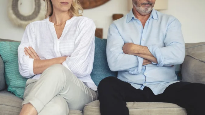 High Mortgage Rates Are Keeping Homeowners in Place, Slowing Renovations and Pushing Repair Spending Over Remodels as Helocs and Equity Loans Become Harder to Justify Homeowners weigh repairs and renovations while high mortgage rates make borrowing more expensive